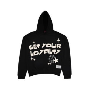 Hats my mom black tee