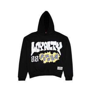 Hats my mom black tee